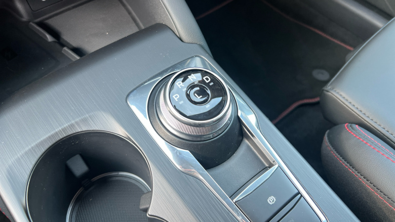 Ford Kuga 2.5 FHEV ST-Line 5dr CVT Hybrid Estate